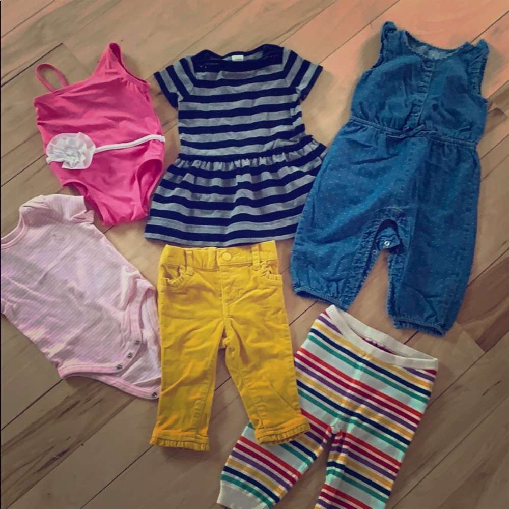 BABY GAP BUNDLE 3-12 months